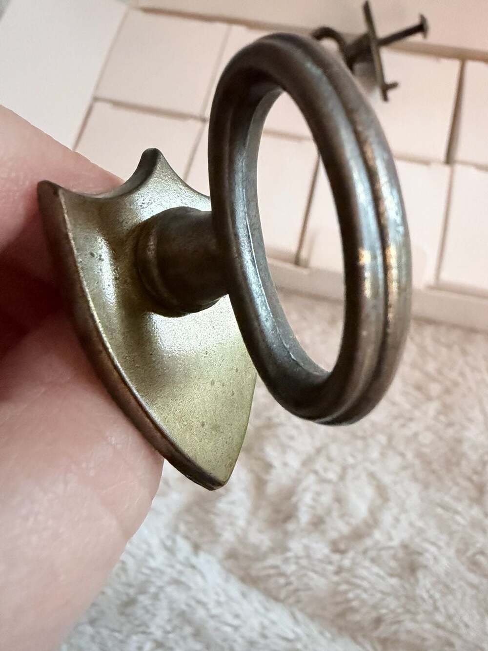 Lot of 10 Vintage KBC Keeler Brass Co Shield Cabinet Knobs Drawer Pulls 4599